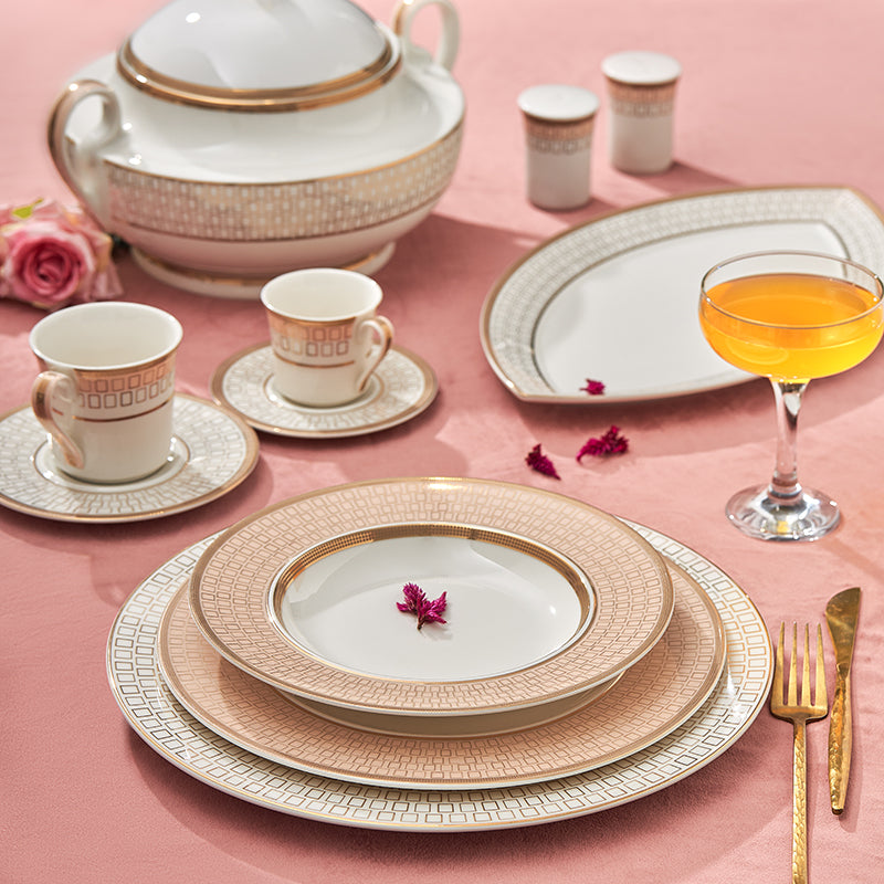 Carré - 62 Pc - Fathy Mahmoud Porcelain 