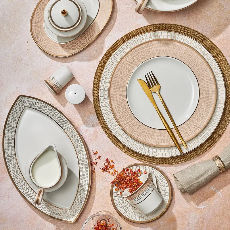 Carré - 62 Pc - Fathy Mahmoud Porcelain 
