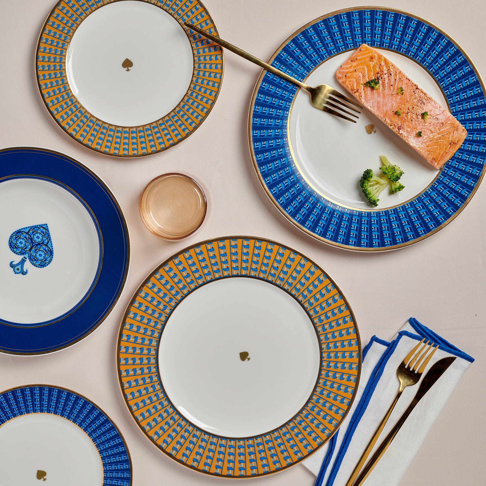 Spade blue - 18 pieces - Fathy Mahmoud Porcelain 